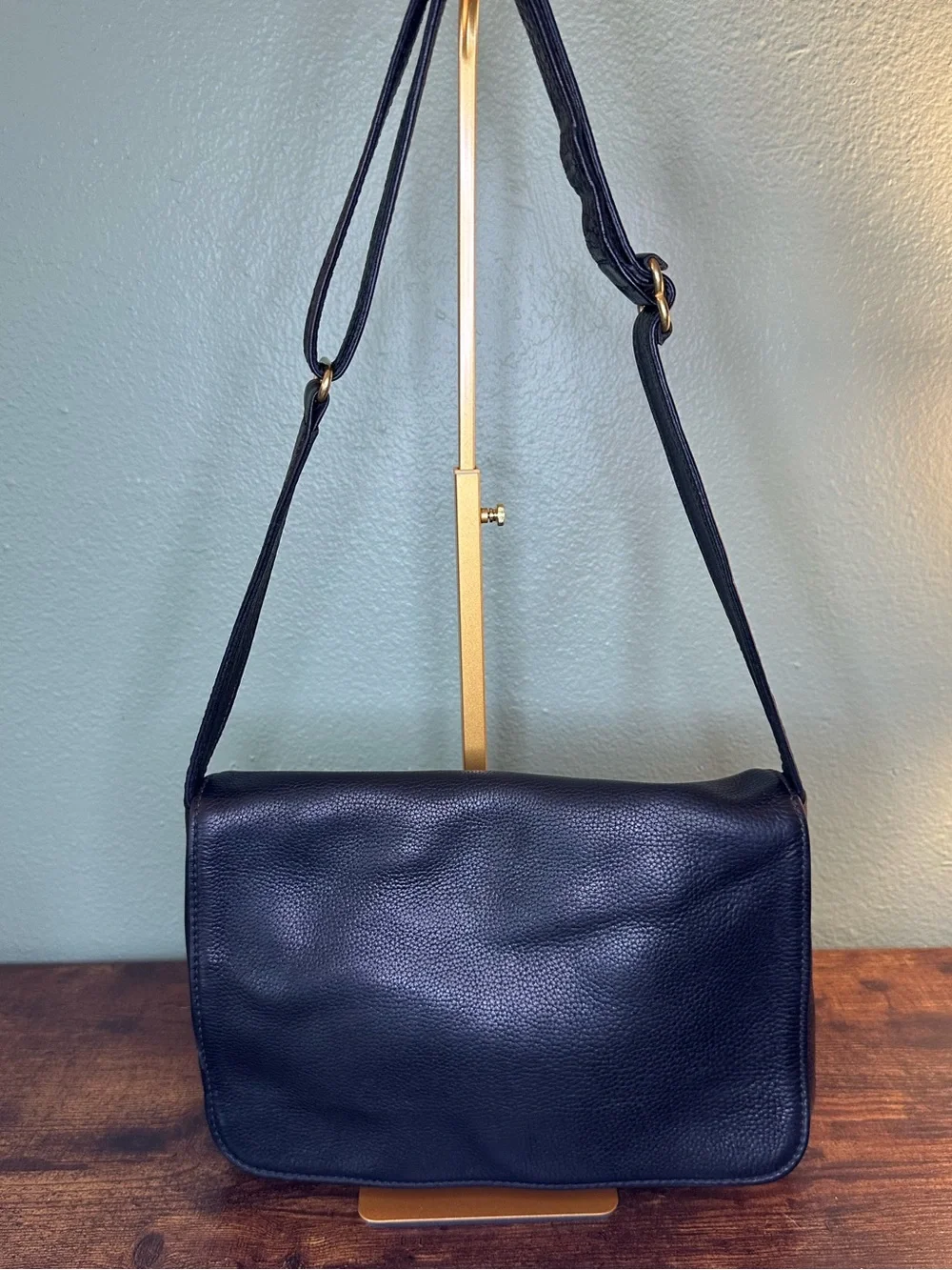 Vintage Coach 4928 Black Pebbled Leather Messenger Crossbody Bag 1997 Costa Rica